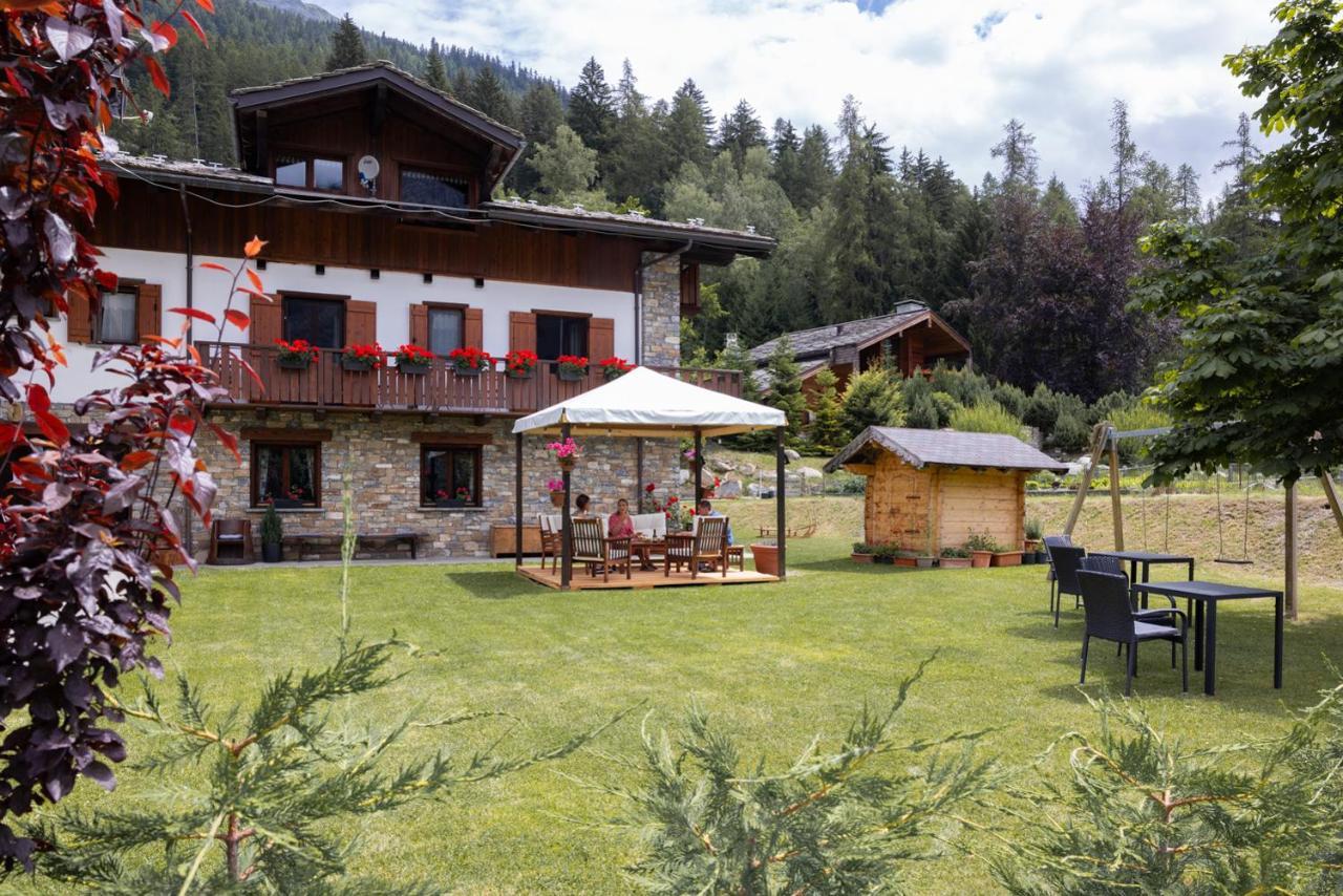 Le Reve Bed & Breakfast Courmayeur Exterior photo